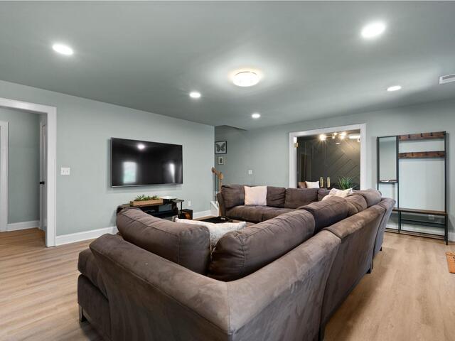 Photo of 24 Grove Valley Way