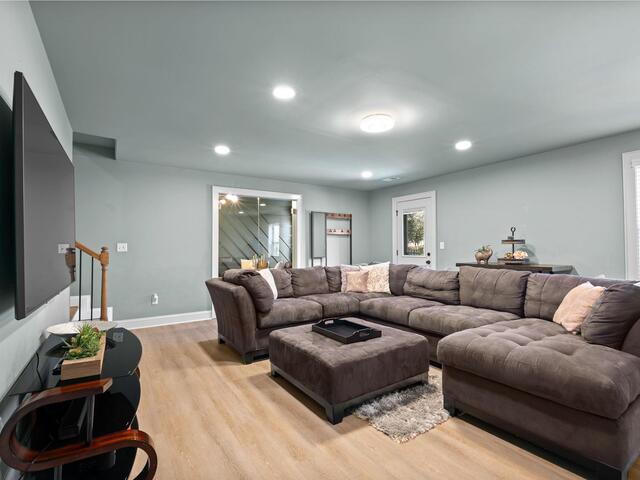 Photo of 24 Grove Valley Way