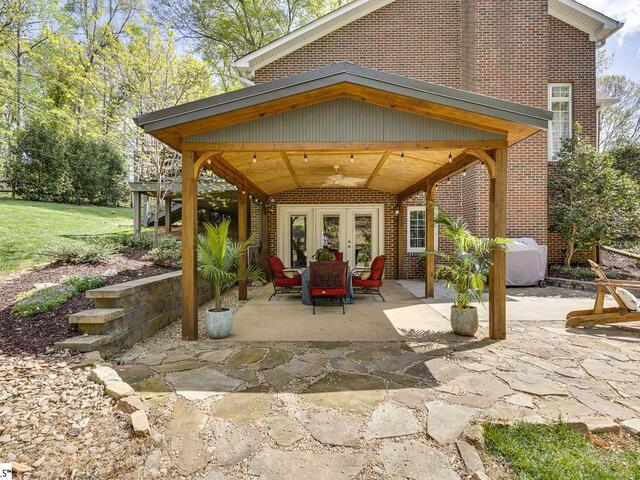 Photo of 11 Eastwood Drive