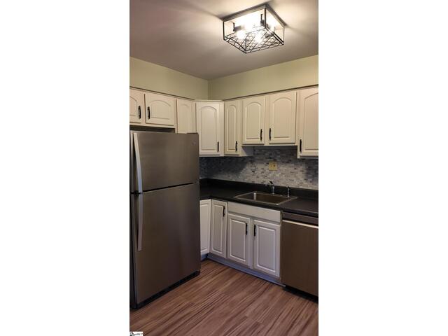 Photo of 1462 Dover Road