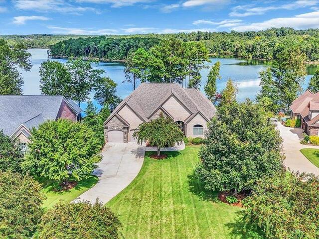 Photo of 135 Neal Pointe Drive