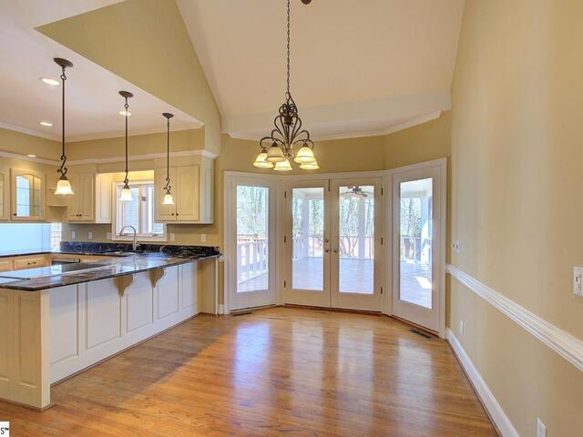 Photo of 206 Chelsea Lane