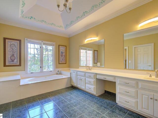 Photo of 206 Chelsea Lane