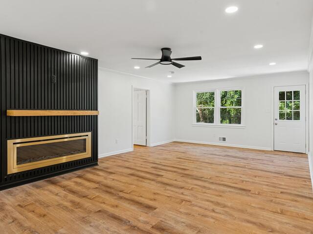 Photo of 404 Mockingbird Lane