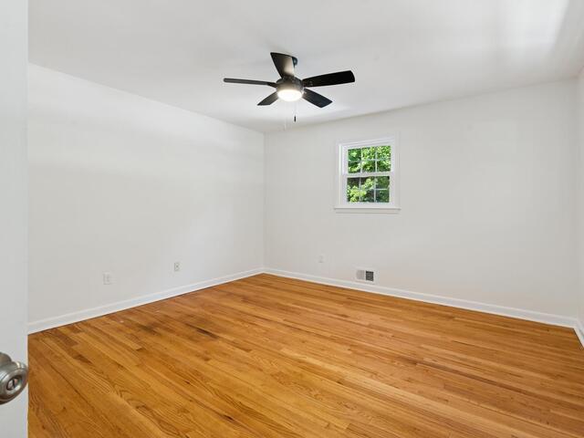 Photo of 404 Mockingbird Lane