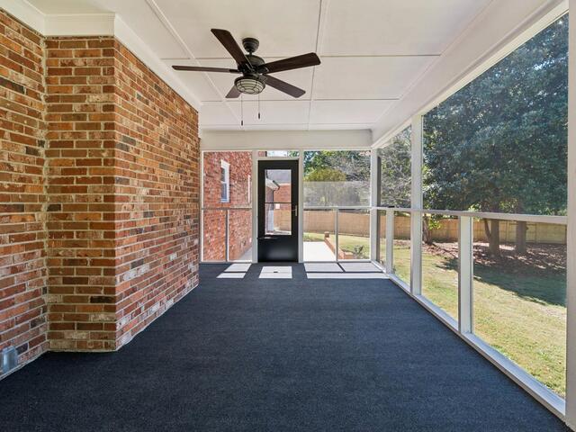 Photo of 404 Mockingbird Lane