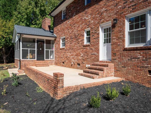 Photo of 404 Mockingbird Lane