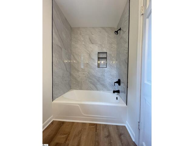 Photo of 404 Mockingbird Lane