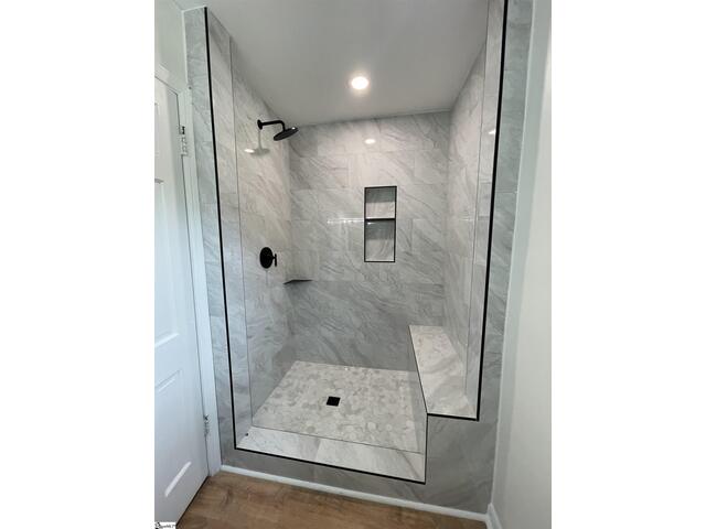 Photo of 404 Mockingbird Lane