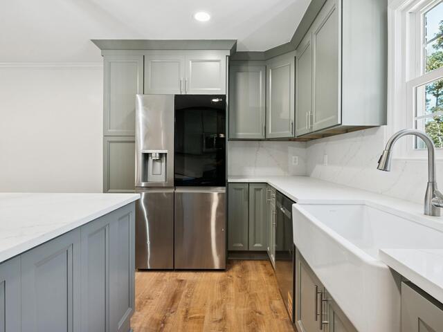 Photo of 404 Mockingbird Lane