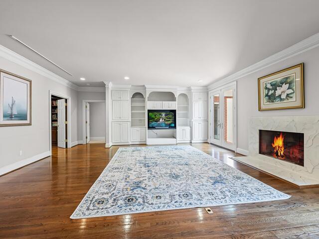 Photo of 25 Club Forest Lane