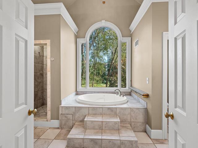 Photo of 25 Club Forest Lane