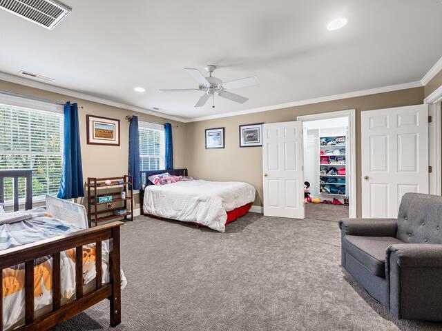 Photo of 25 Club Forest Lane