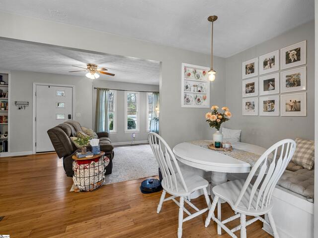 Photo of 313 Tubbs Mountain Road