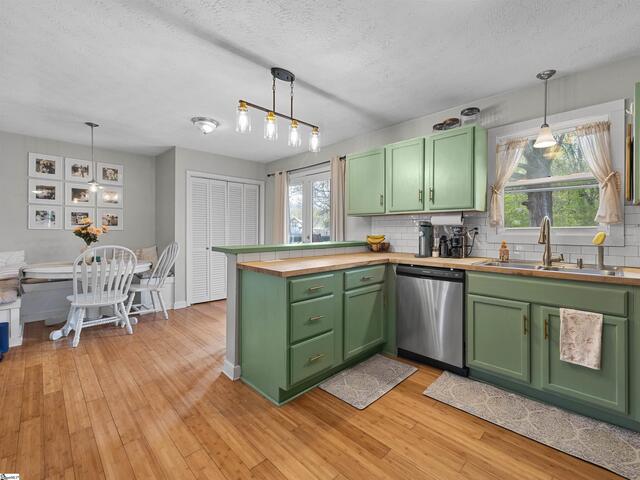 Photo of 313 Tubbs Mountain Road