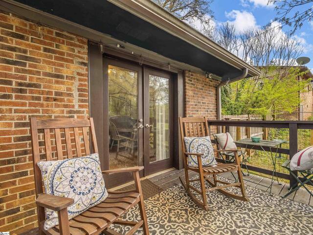 Photo of 313 Tubbs Mountain Road