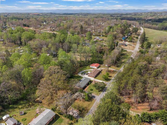 Photo of 313 Tubbs Mountain Road