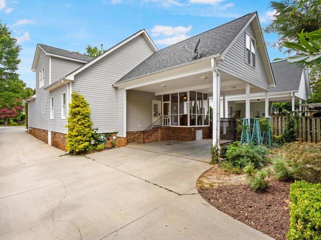Photo of 15 Crabapple Court