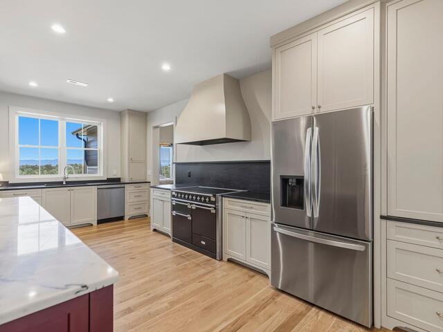 Photo of 1331 Tubbs Mountain Road