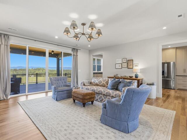 Photo of 1331 Tubbs Mountain Road