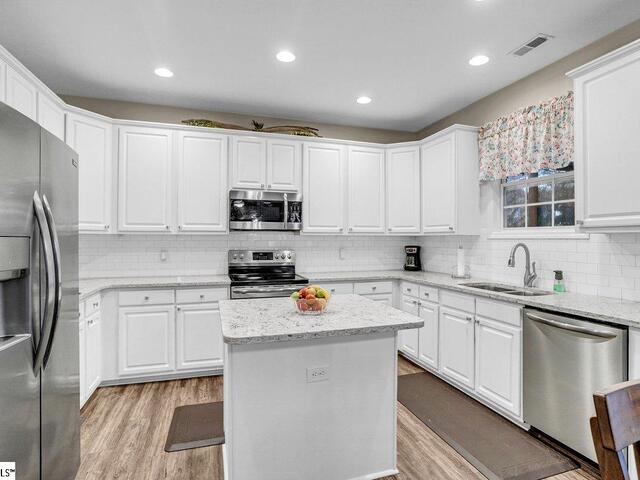 Photo of 105 Saddlebrook Lane