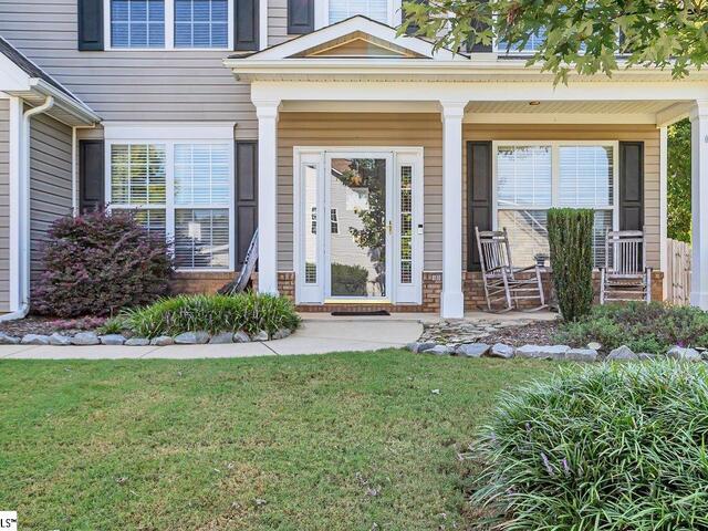 Photo of 105 Saddlebrook Lane