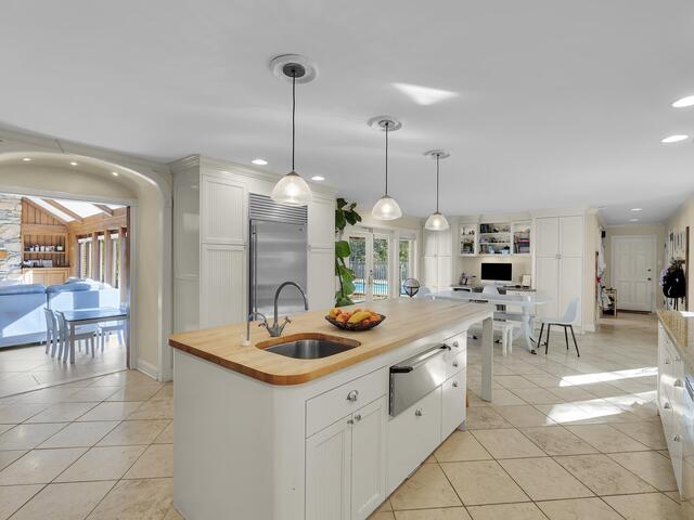 Photo of 102 Graystone Road