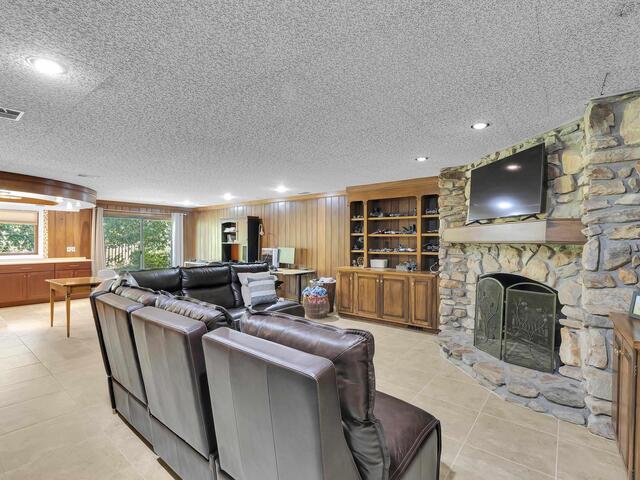 Photo of 102 Graystone Road