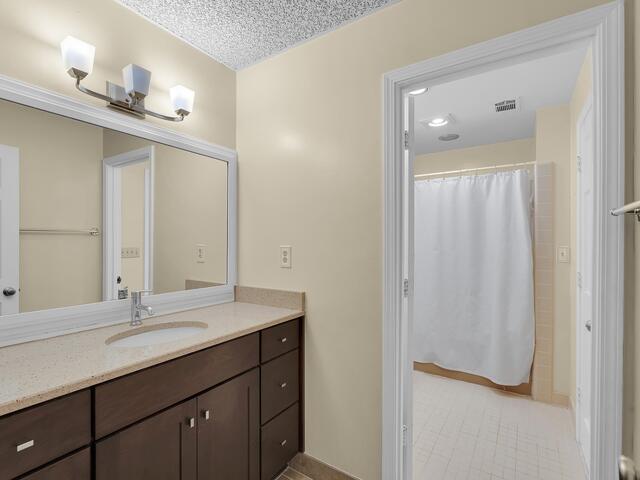 Photo of 102 Graystone Road