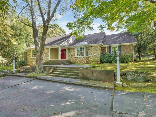 Photo of 102 Graystone Road