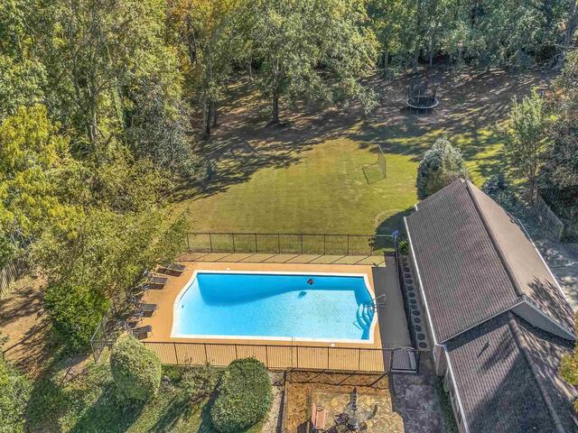 Photo of 102 Graystone Road