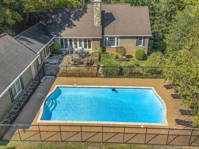 Photo of 102 Graystone Road