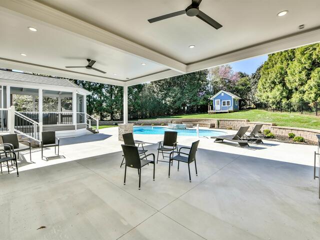 Photo of 518 Spaulding Lake Drive