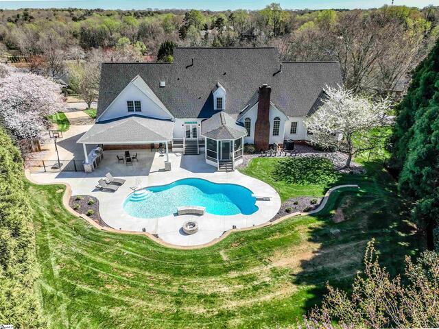 Photo of 518 Spaulding Lake Drive