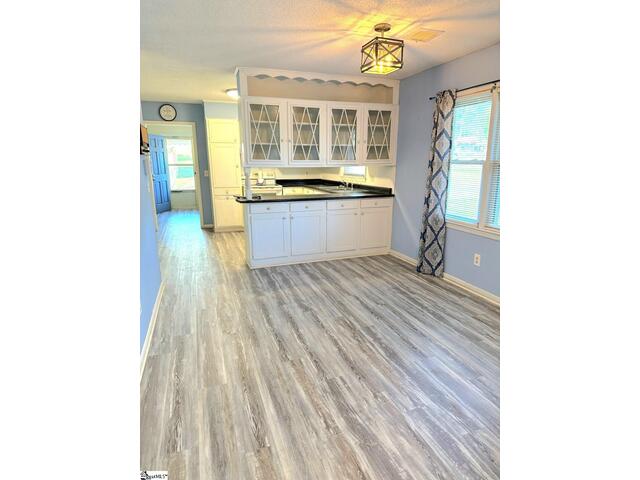 Photo of 537 Bailey Road