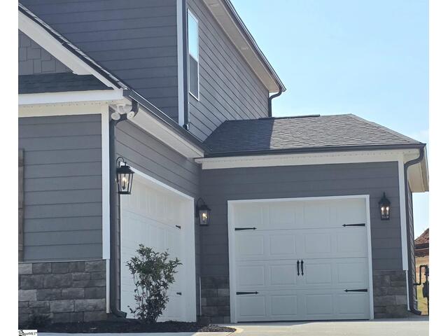 Photo of 220 Holly Branch Road