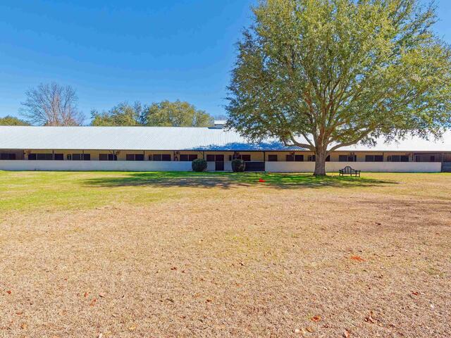 Photo of 1240,1241,1242 SE Audubon Drive