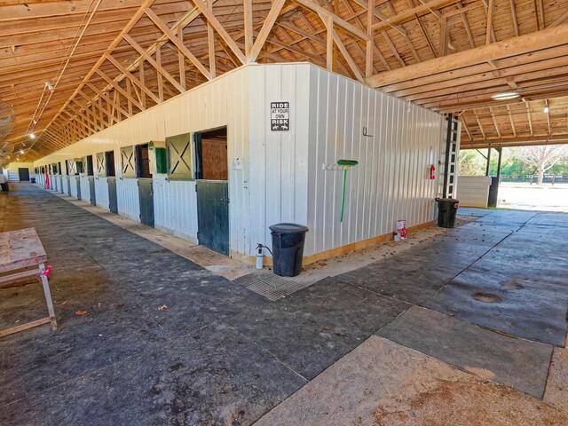 Photo of 1240,1241,1242 SE Audubon Drive