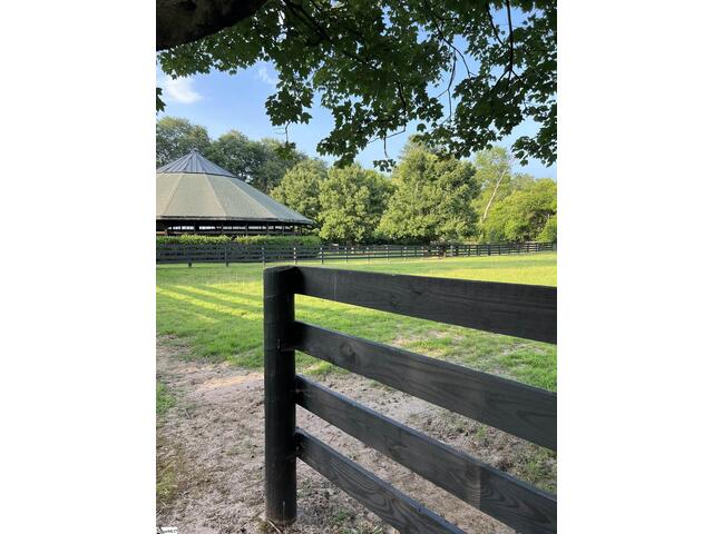 Photo of 1240,1241,1242 SE Audubon Drive