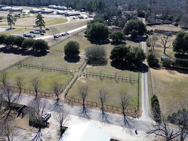 Photo of 1240,1241,1242 SE Audubon Drive