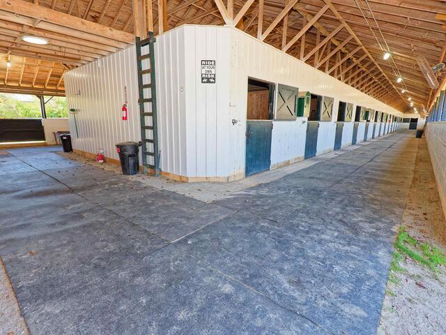 Photo of 1240,1241,1242 SE Audubon Drive