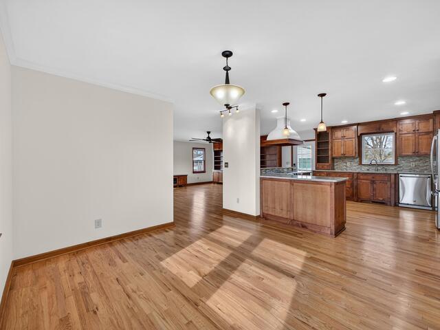 Photo of 104 Salem Court