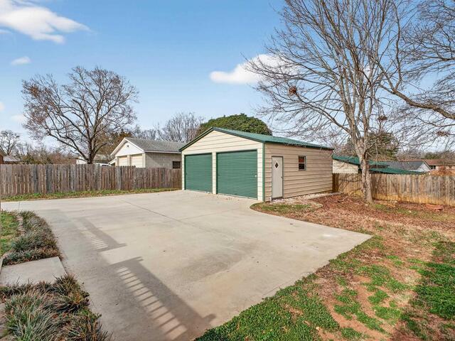 Photo of 104 Salem Court