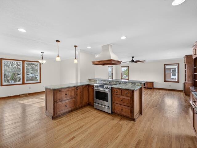 Photo of 104 Salem Court