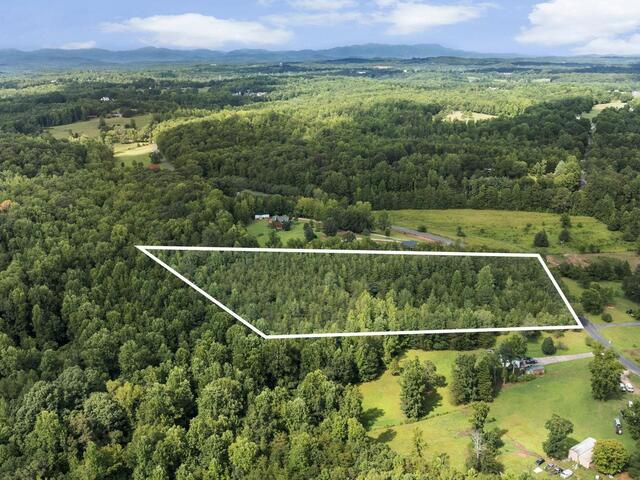 Photo of 716 Settlement Road