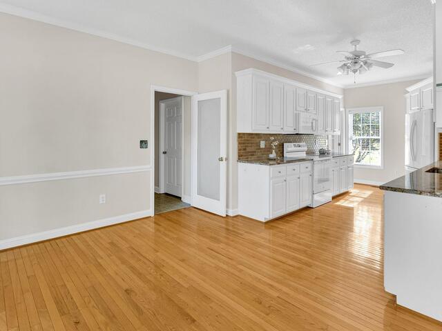 Photo of 125 Lake Robinson Pointe