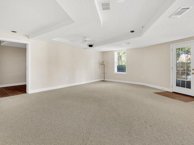 Photo of 125 Lake Robinson Pointe