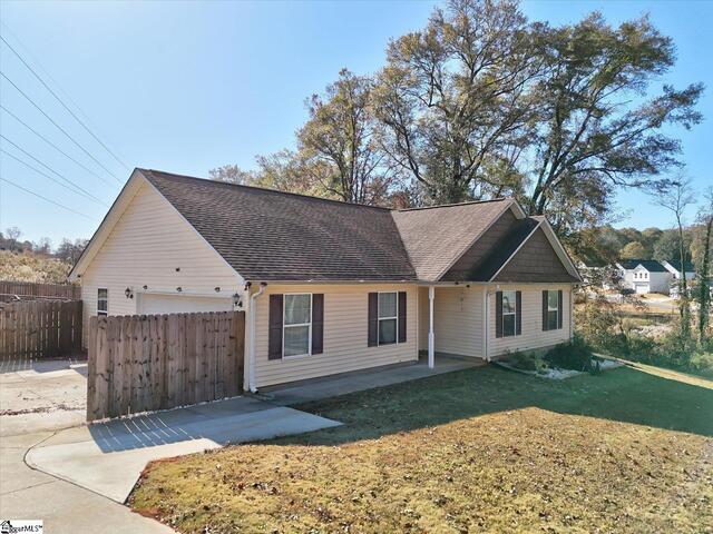 Photo of 579 Davis Road