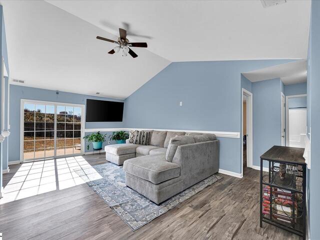 Photo of 579 Davis Road