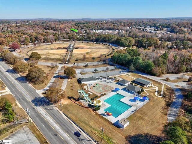 Photo of 579 Davis Road